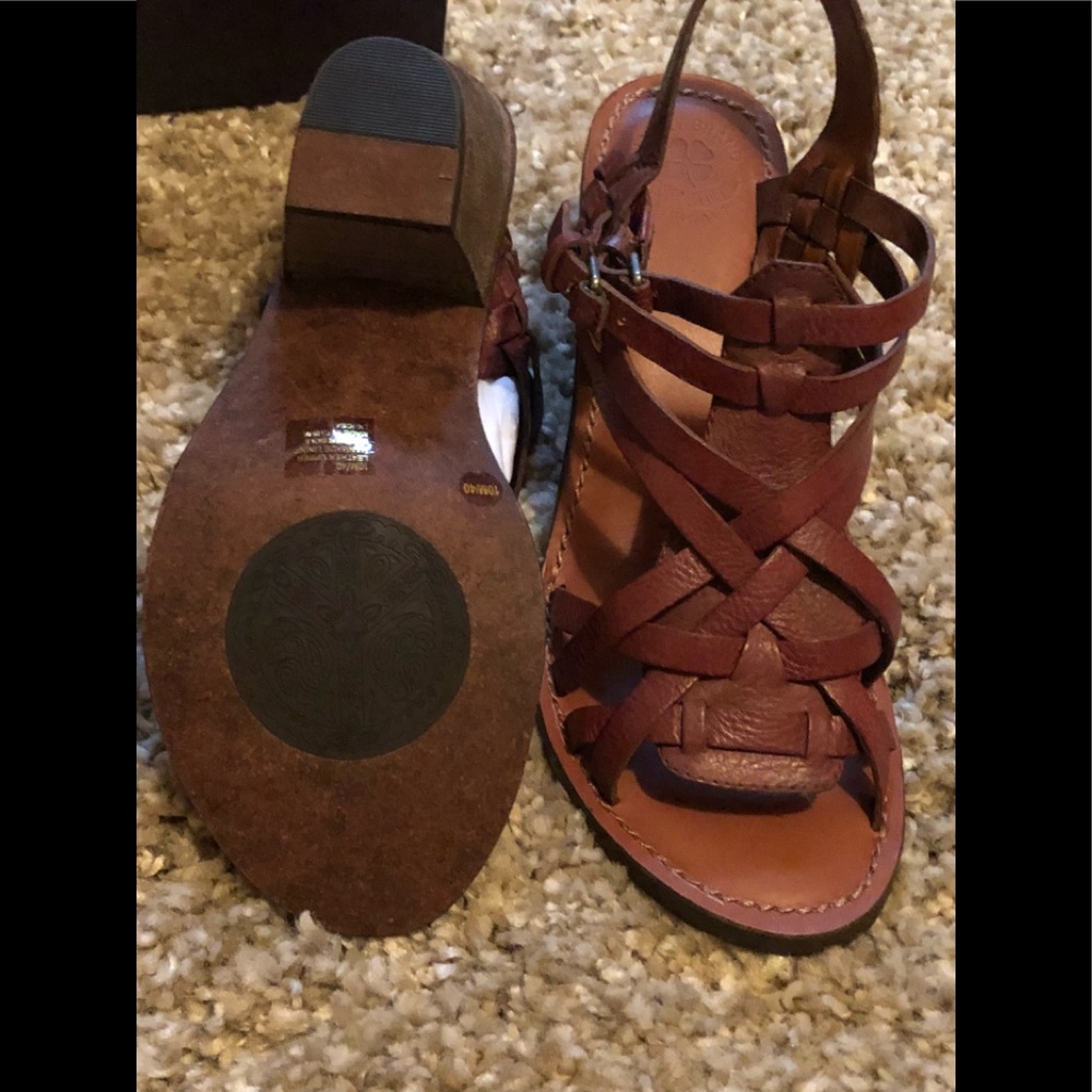 Lucky brand sandals